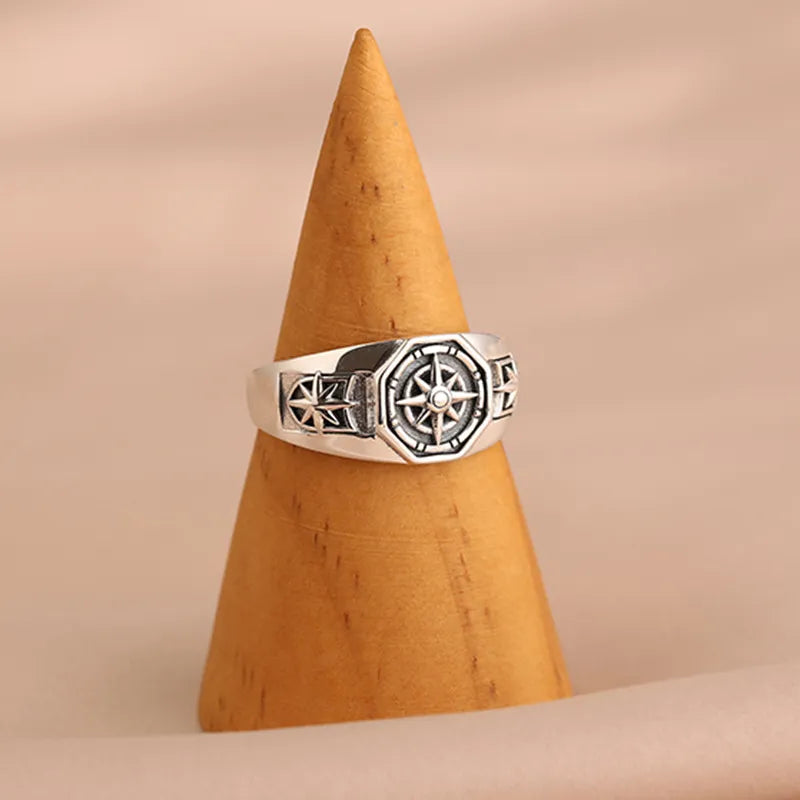 FC Poseidon Compass Ring