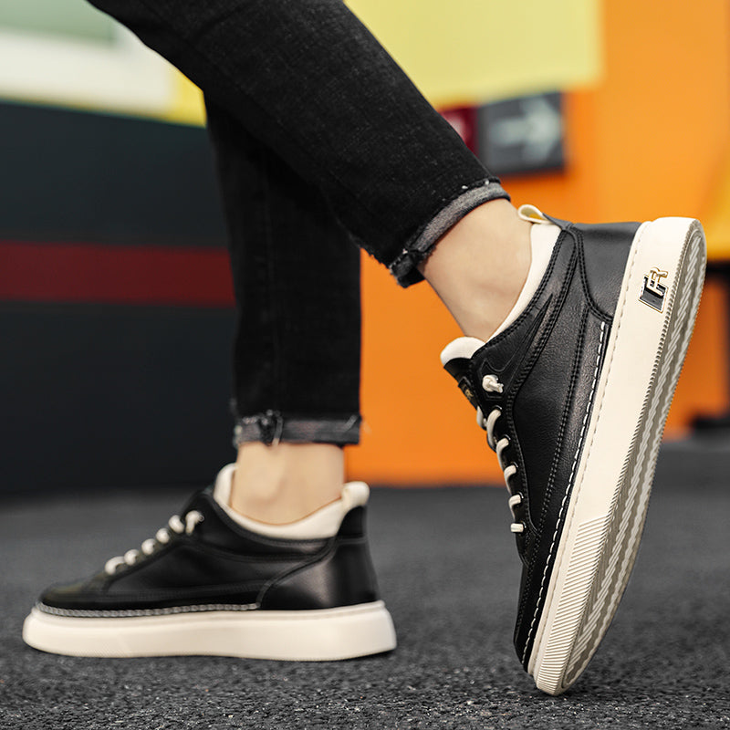 Vegas Sneakers