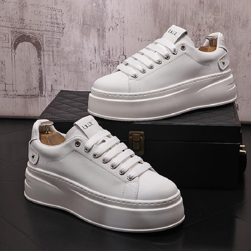 Vegas Sneakers