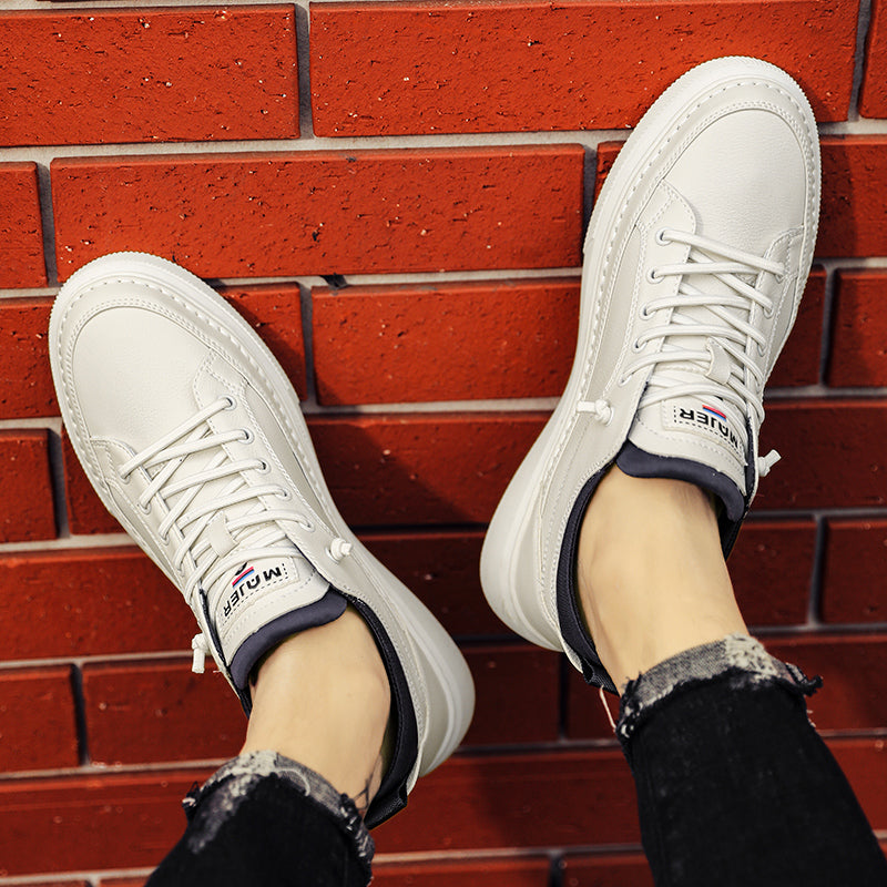 Vegas Sneakers