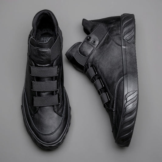 Tak Sneakers