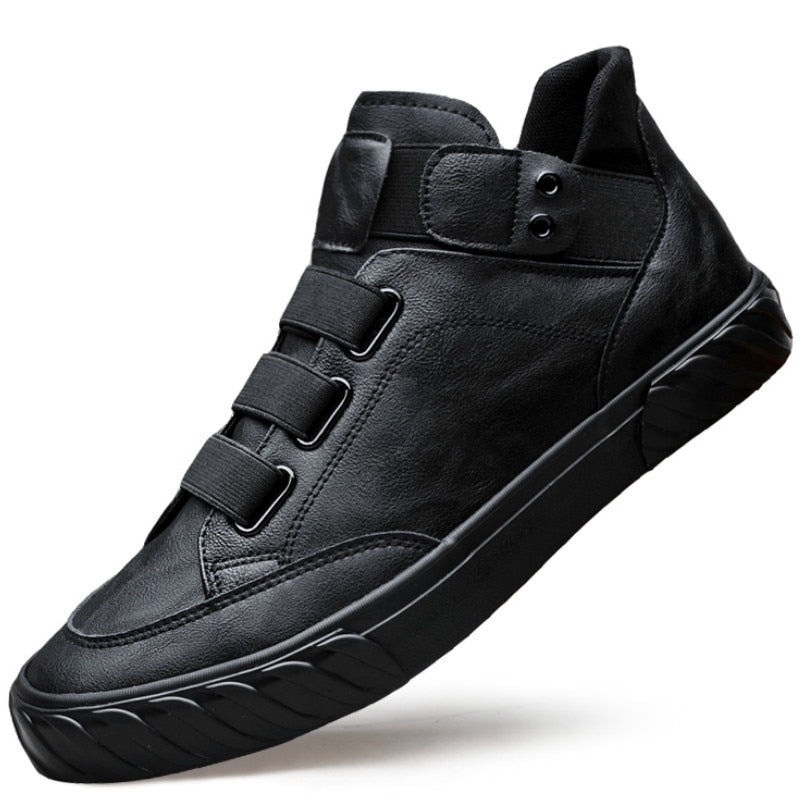 Tak Sneakers
