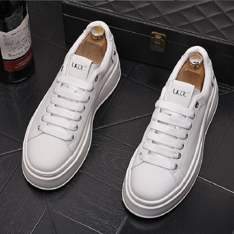 Vegas Sneakers