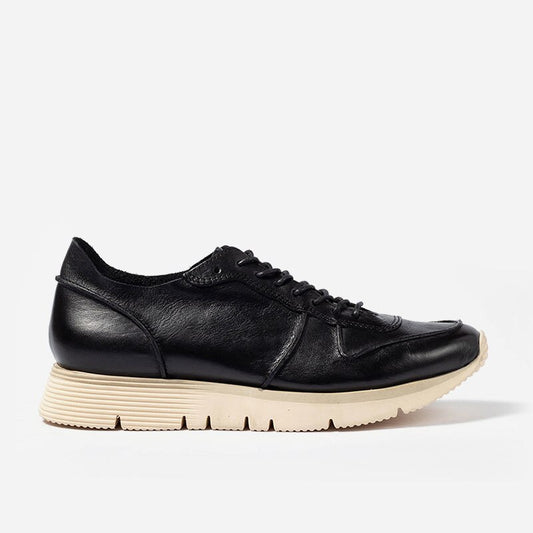 FC London Sneakers